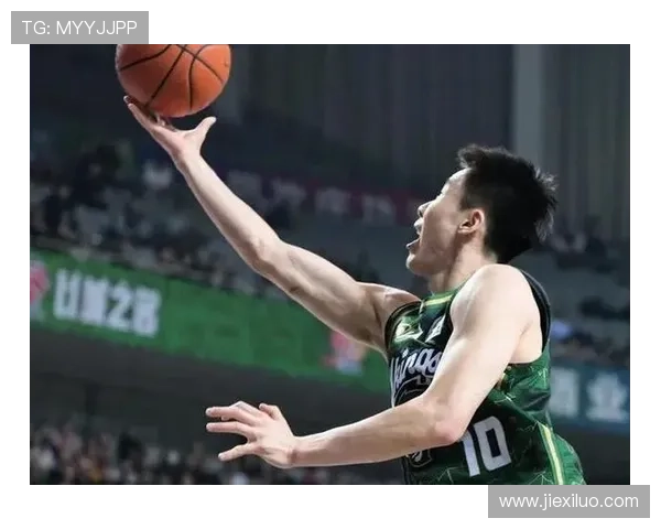 广东不敌新疆 球员表现参差不齐